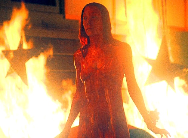 Nudity carrie 1976 Analysis of
