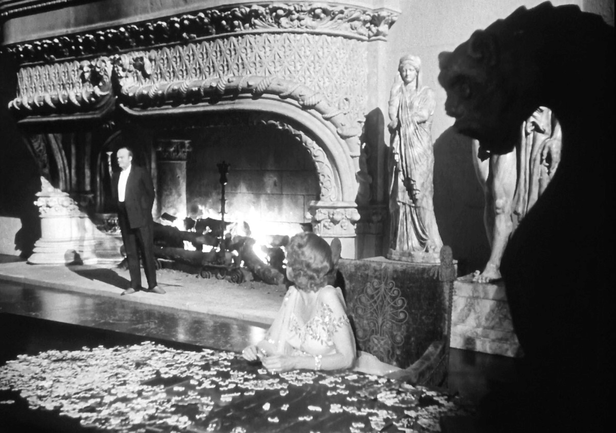 Citizen-Kane_1941_Fireplace-Scene.jpg